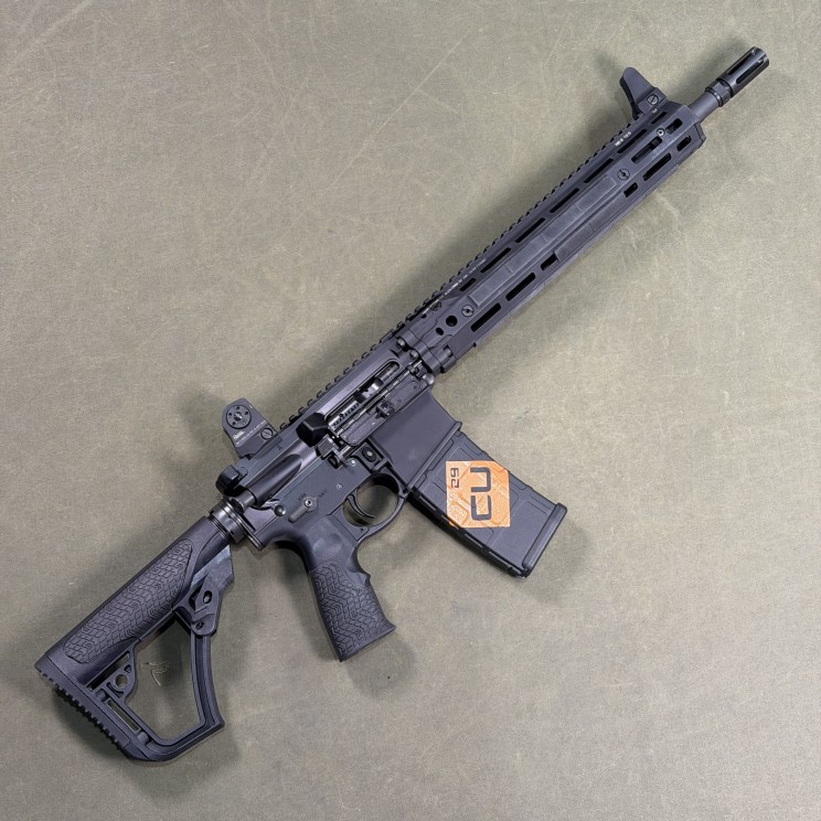 Daniel Defense DD4 Carbine Rifle 5.56 NATO - USED